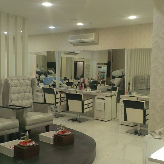spa & salon  Interior designer in malad